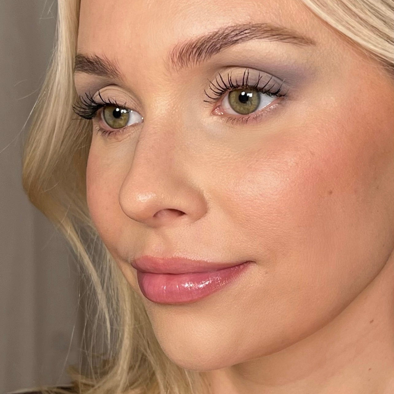 Eyeshadow 522 Grey Lady