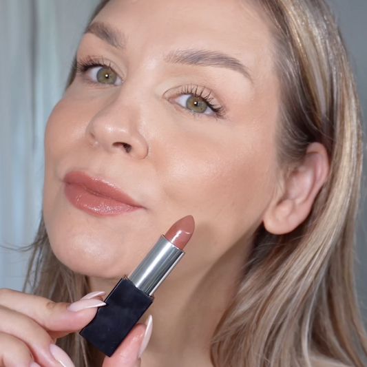 Intense Care Lipstick 46 Naked Lips