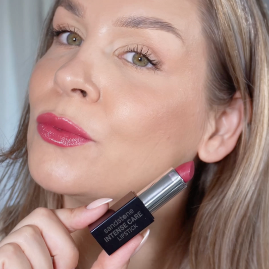 Intense Care Lipstick 47 Plum Kiss