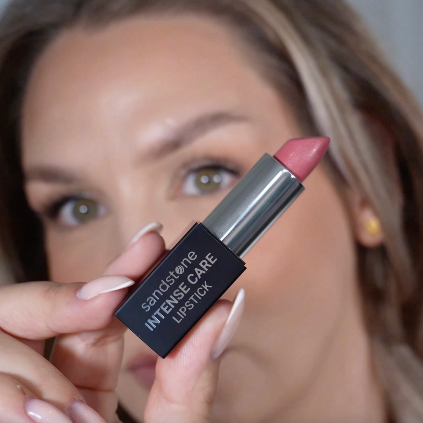 Intense Care Lipstick 44 Summer Rose