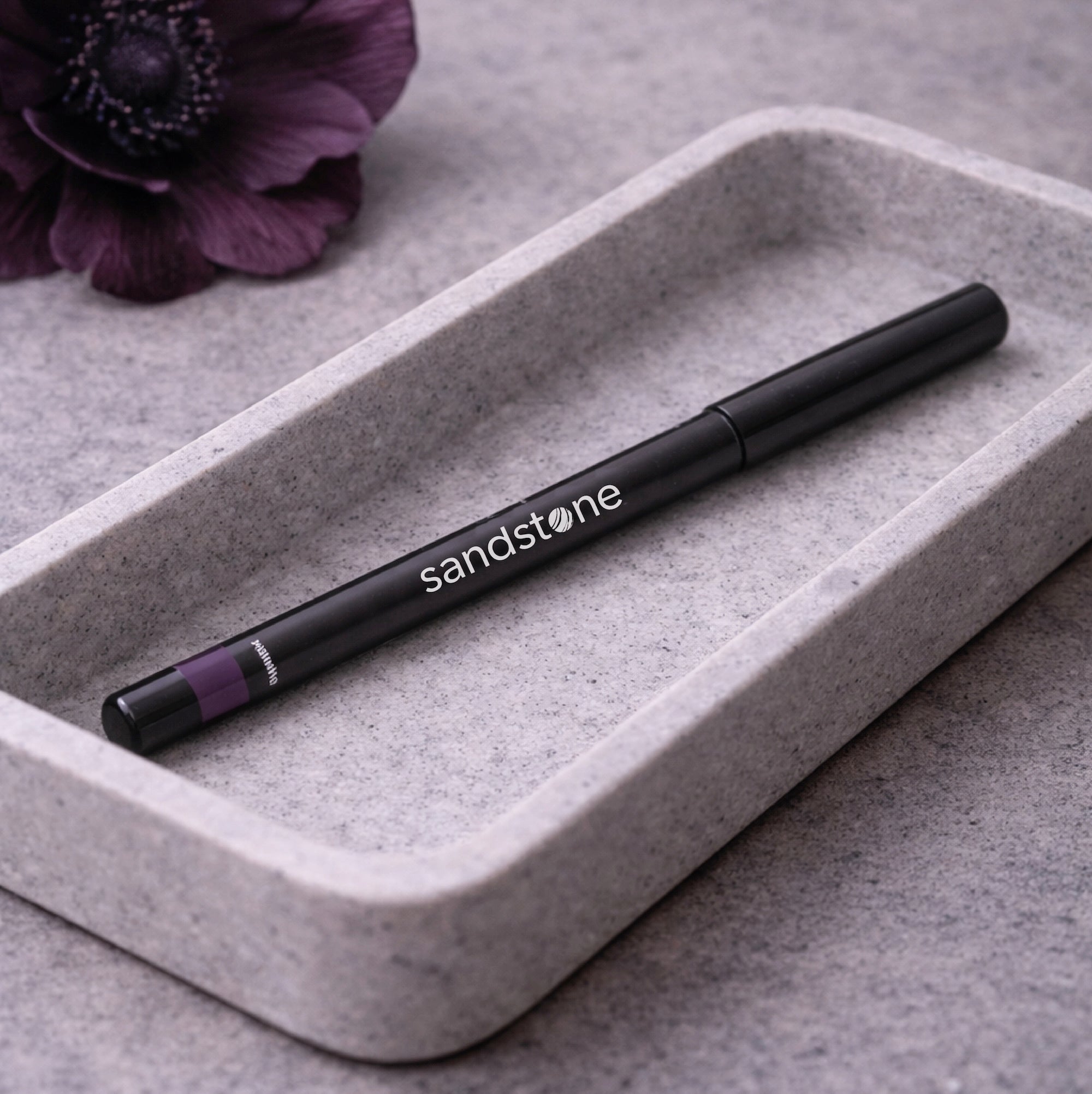 Waterproof Matte Eyeliner Aubergine