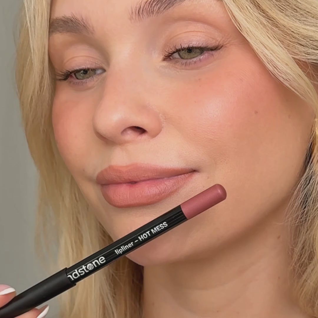 Lipliner Hot Mess