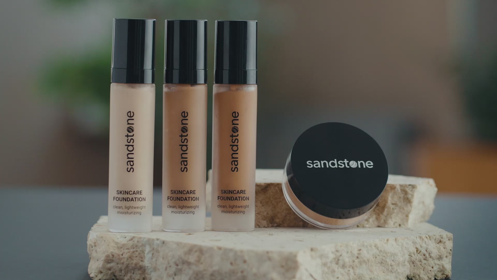 Indlæs video: Velkommen i Sandstone Familien til Jesper Buch